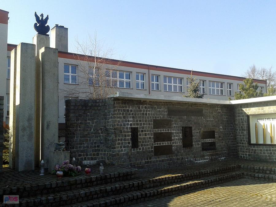 Piątek, Pomnik 14 Wielkopolskiej Dywizji Piechoty
