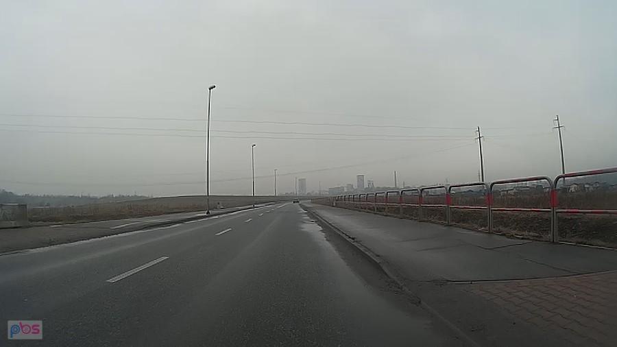 Mgła wymieszana ze smogiem
