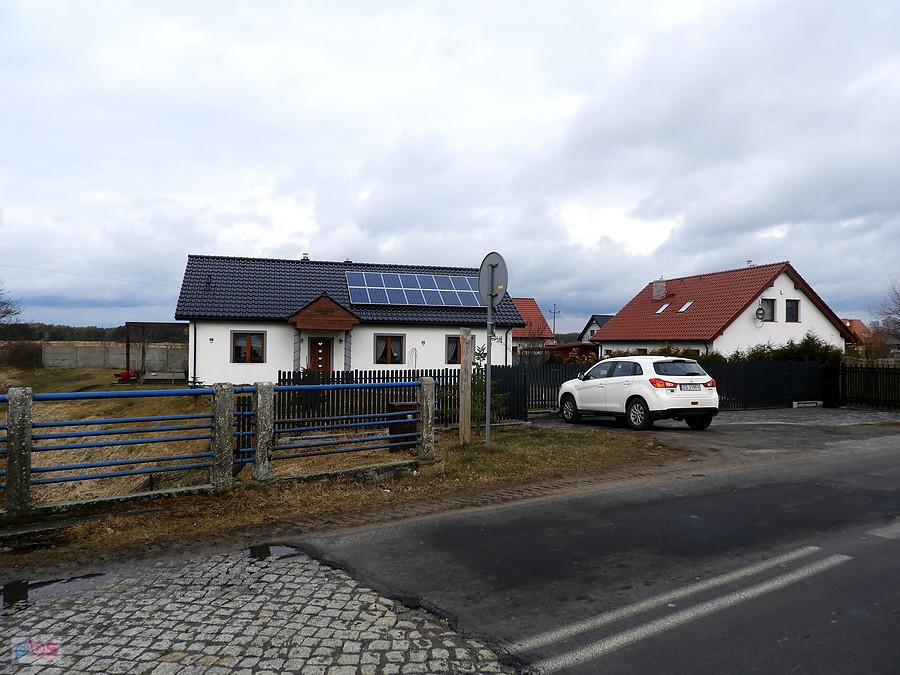Sławoszewo - szkoda, że piesków nie było w ogrodzie.