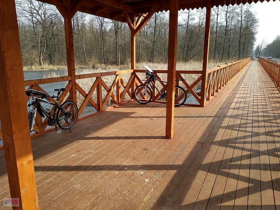 Brakuje tylko ławeczki i może stolika :)