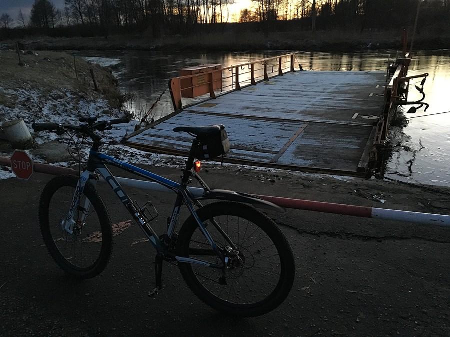 Walkowice ferry