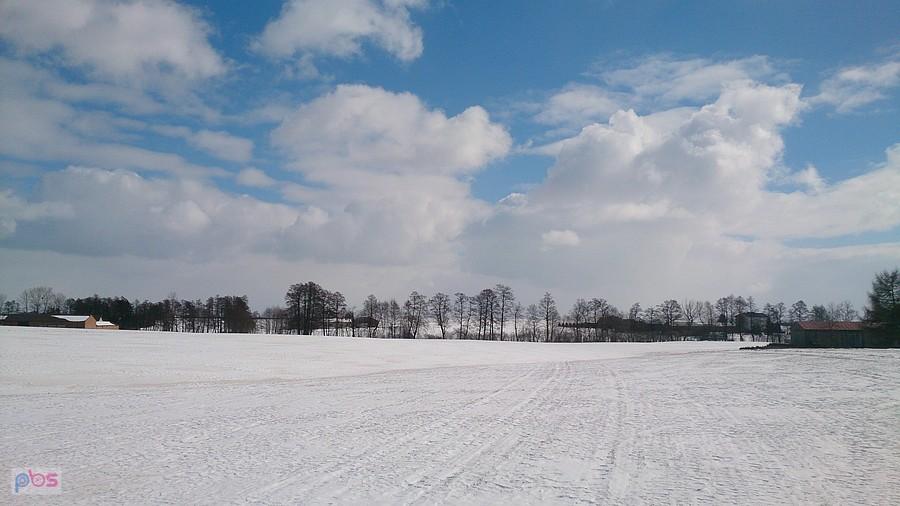 Piękne wiosenne niebo
