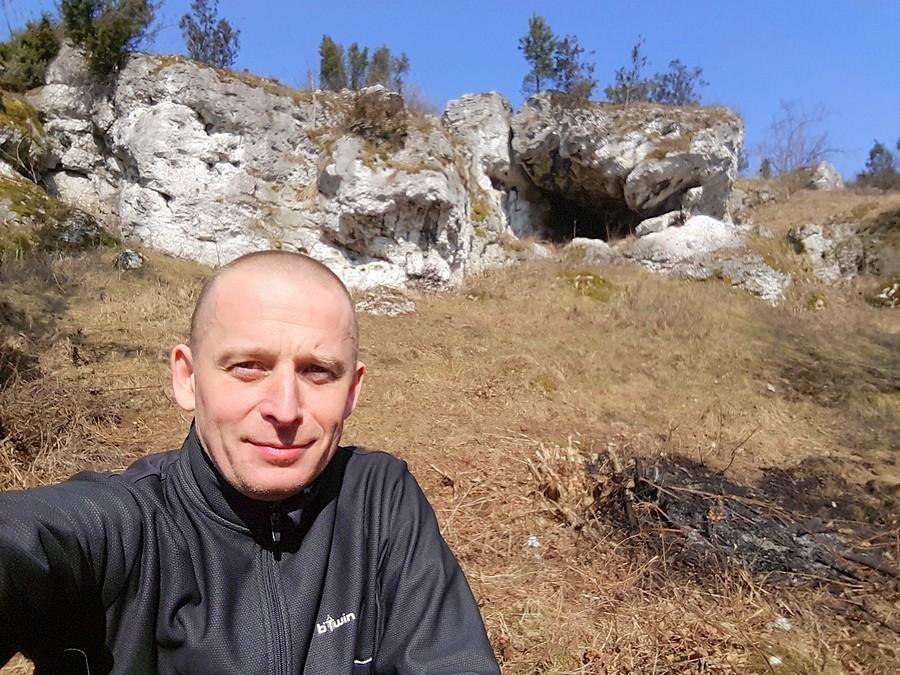 Selfik przy skałkach pomiędzy Zaborzem a Suliszowicami.
