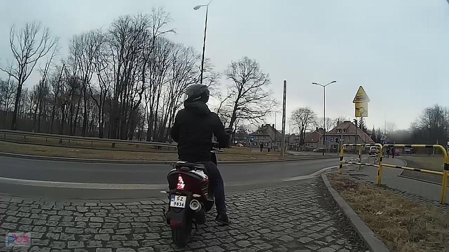 Jakaś sierota na tym piździku