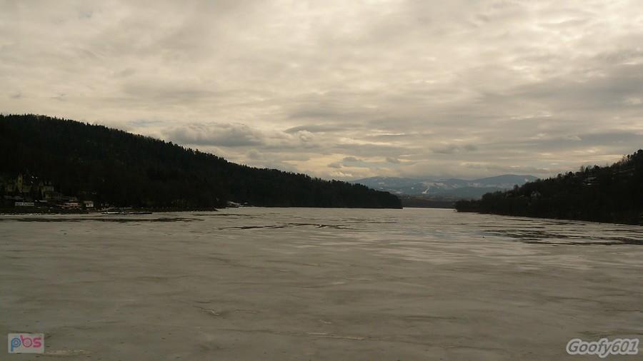 Panorama z zapory w Tresnej.