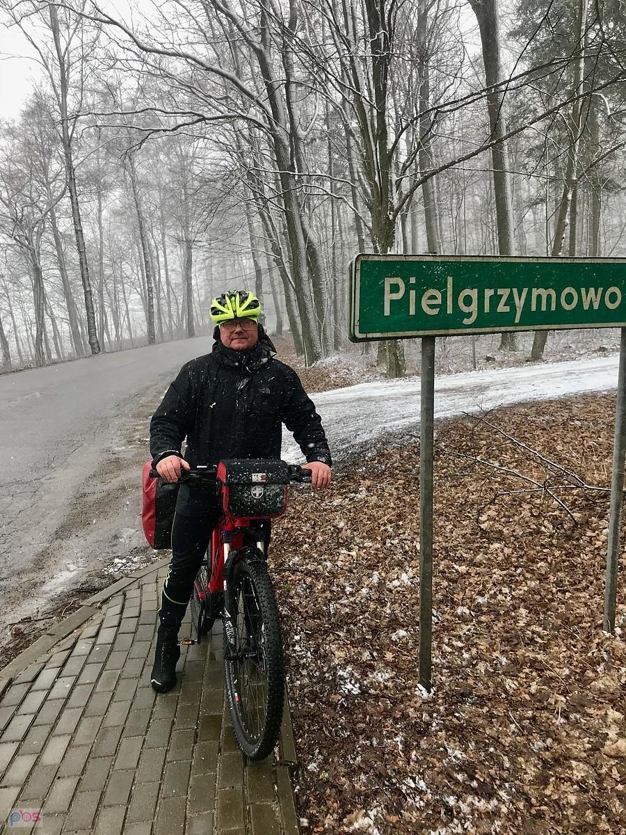 pod Pieniężnem śnieg z deszczem