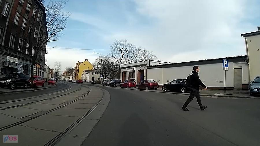 Nie przepadam za pieszymi w tym miejscu....
