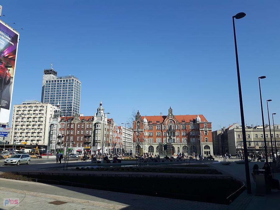 Plac Oddziałów Młodzieży Powstańczej