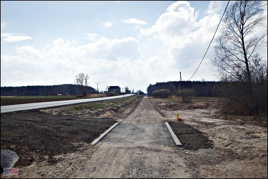 Ścieżka rowerowa w stronę Michałowic w trakcie robót