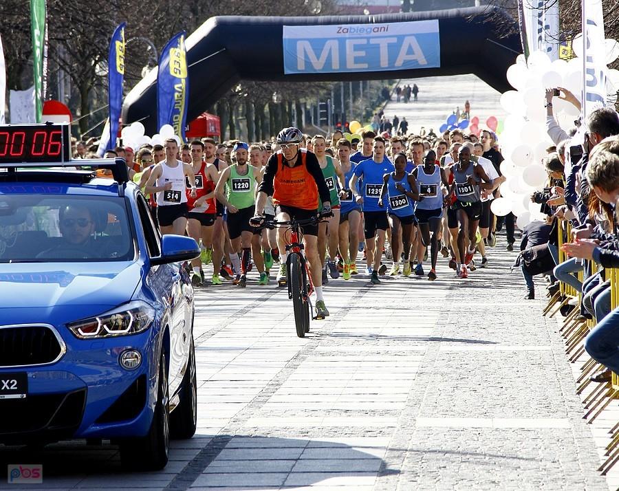 Start 10 Biegu Częstochowskiego