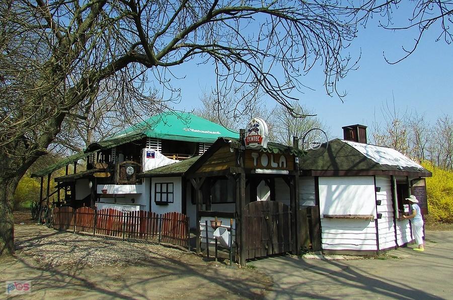 Pub Tola na Polu Mokotowskim