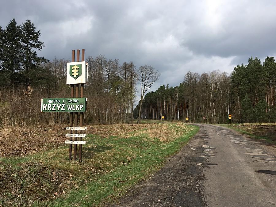 W drodze do Kuźnicy Żelichowskiej - kiepska nawierzchnia...