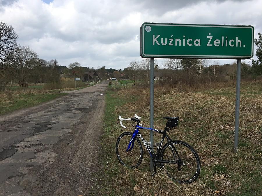 W Kuźnicy Żelichowskiej