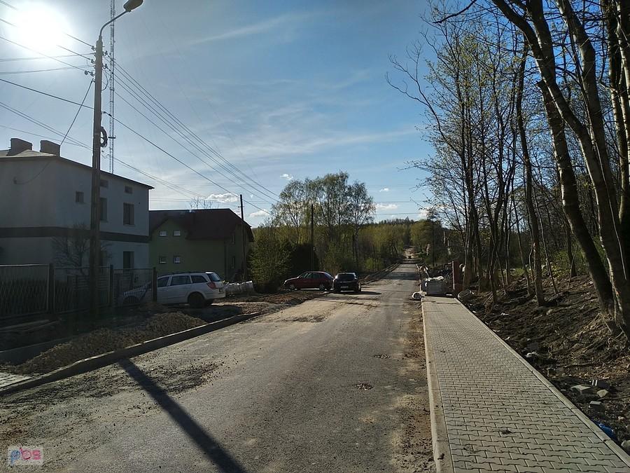 Tutaj nawet gdy jest asfalt nie ma lekko