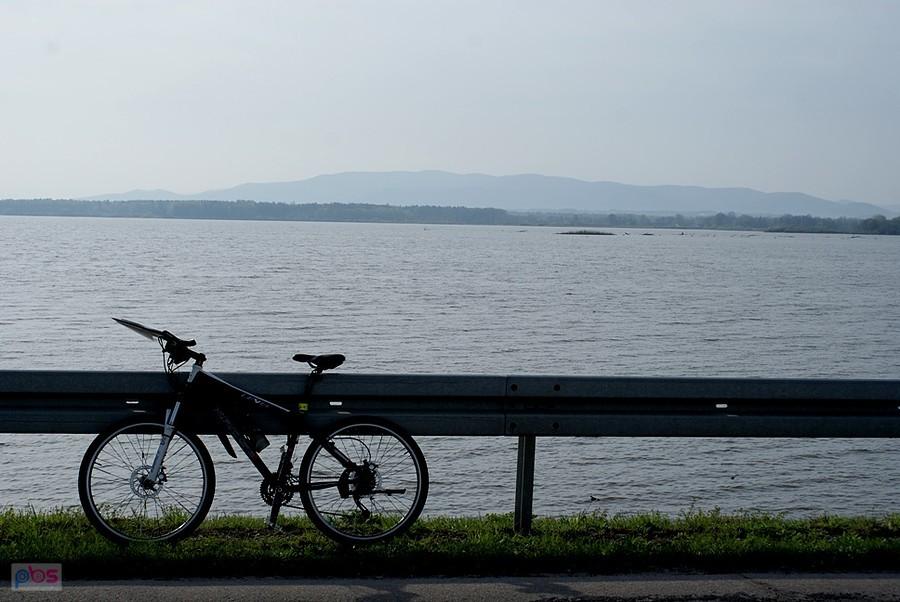 W oddali Krajobrazowy Park Beskidu Śląskiego