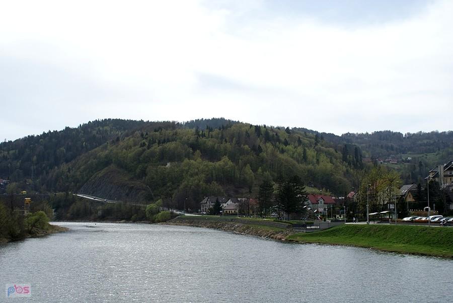 Jeszcze nie wiem, ale się zaraz dowiem - czeka mnie wspinka na tamę nad Jeziorem Żywieckim
