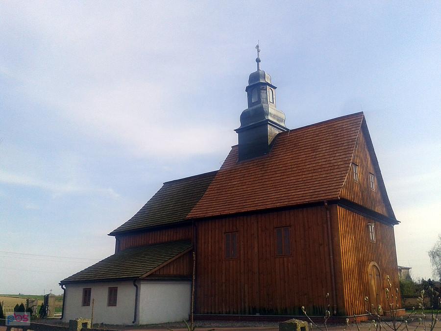 Modzerowo, Kościół Rzymskokatolicki p.w. św. Stanisława Biskupa