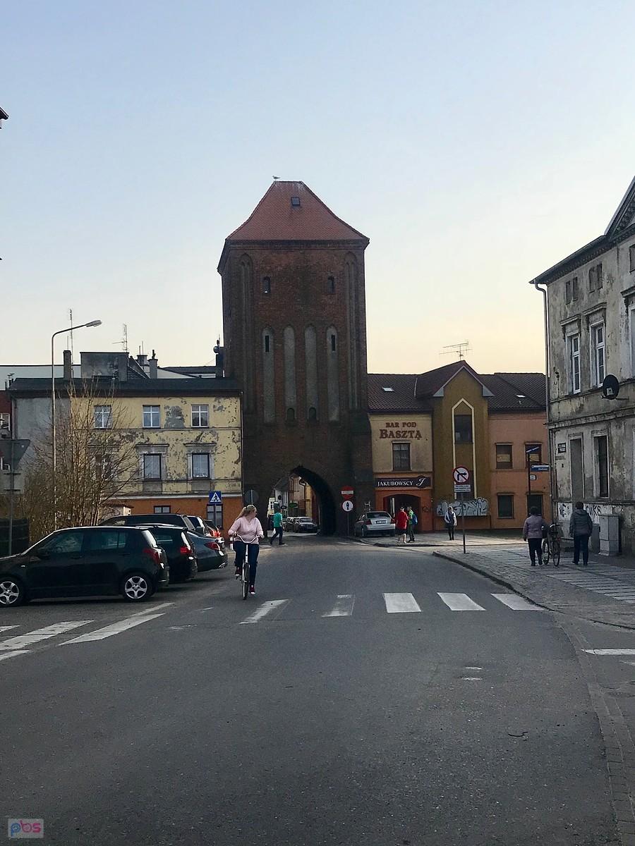 Wjazd na Darłowski rynek