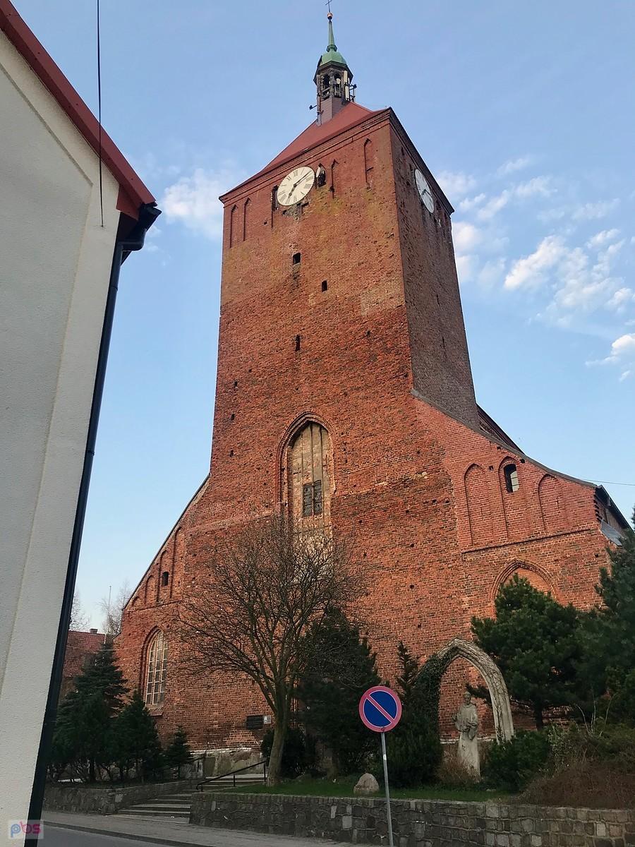 Darłowo kościół w centrum