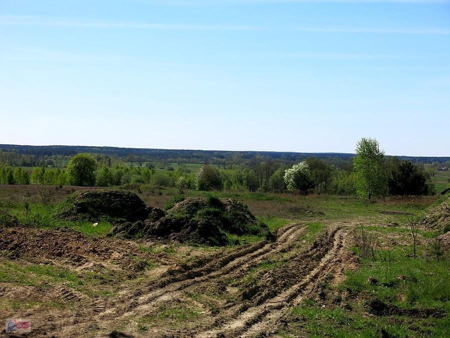 Widok z głównej szosy k. Luboczy