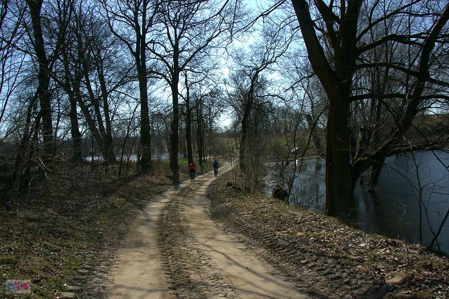 jeziorka w Kiczarowie urosły :)