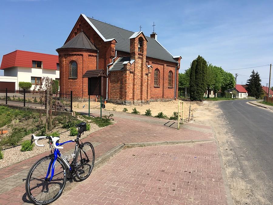 Kościół MB Szkaplerznej w Stróżewie