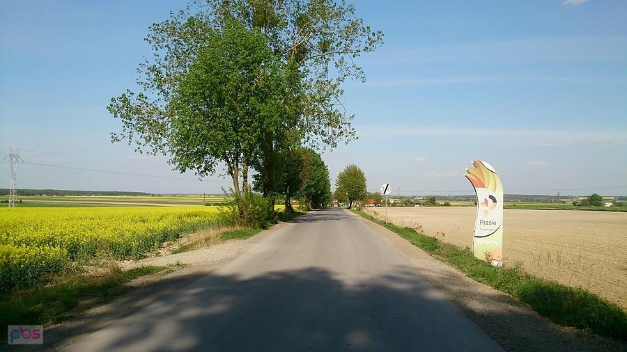 Asfalt przez Bystrzejowice
