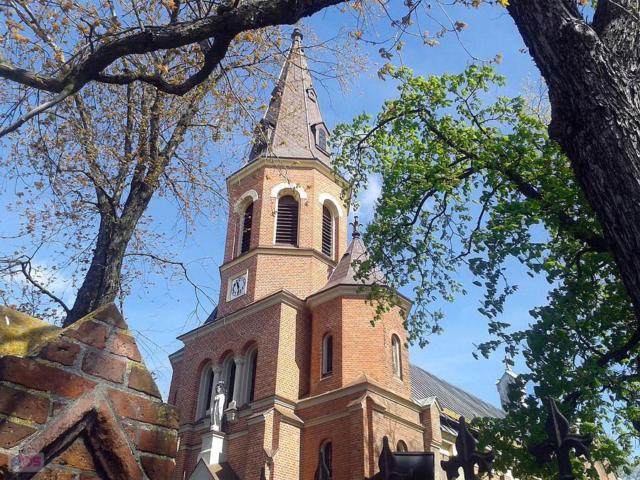 Wieża kościelna, kościół p. w. Najświętszego Serca Pana Jezusa - Lubień Kujawski