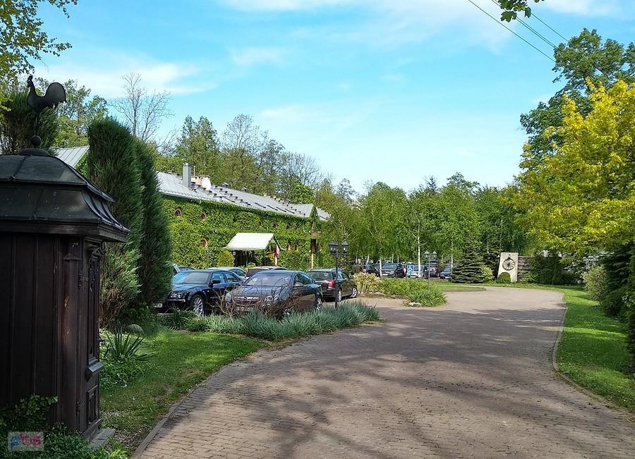 Pałac Odrowążów w Chlewiskach