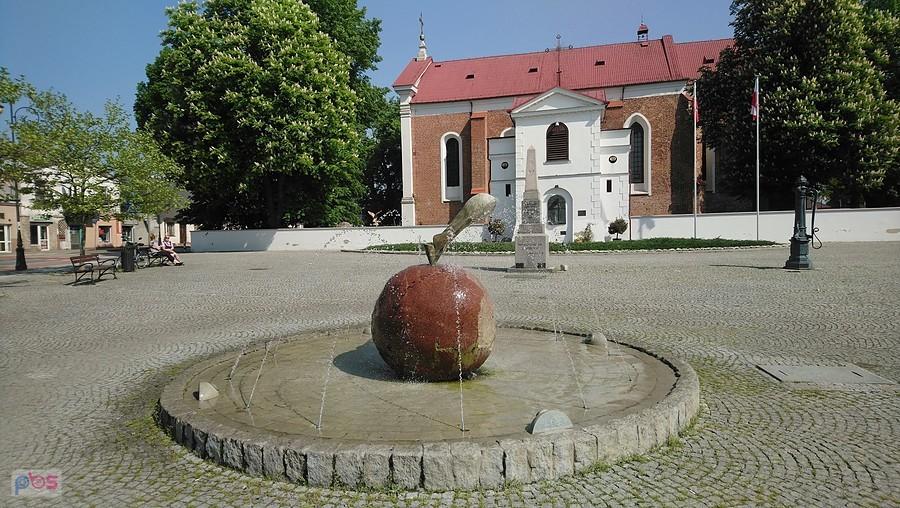 W taki upał woda ratuje życie rowerzystom