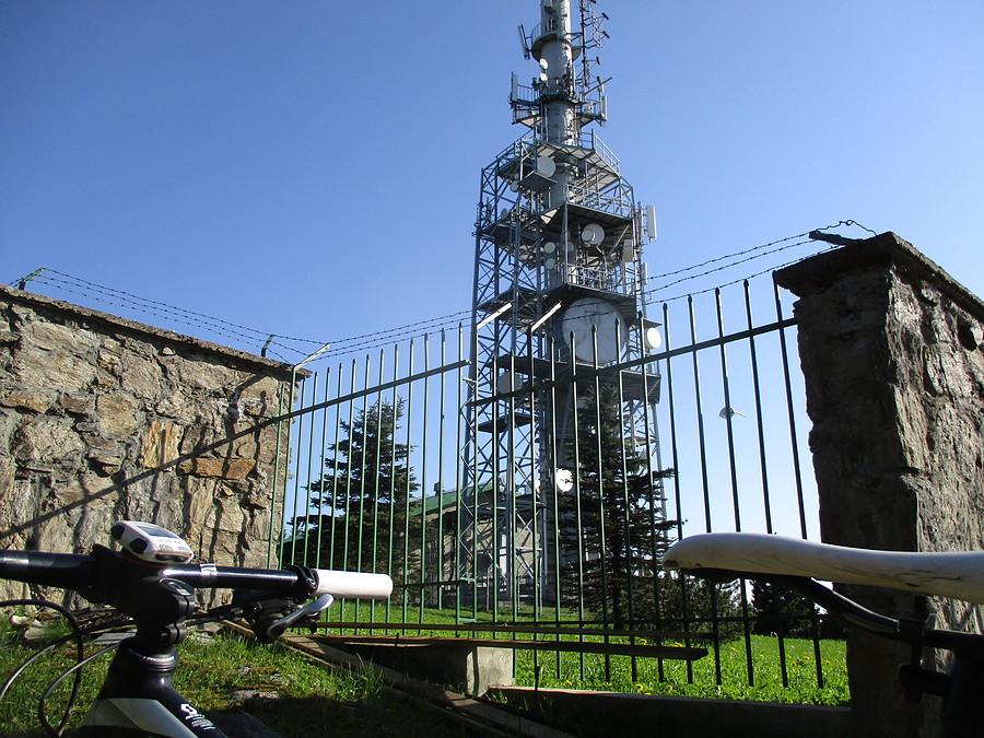 Na koniec był uphill na Przekażnik na Czarnej Górze (1133 m) i hardcorowy zjazd czerwonym