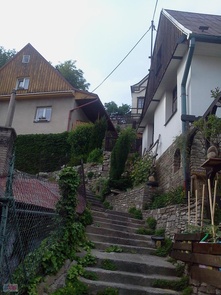 Uliczka ze schodami