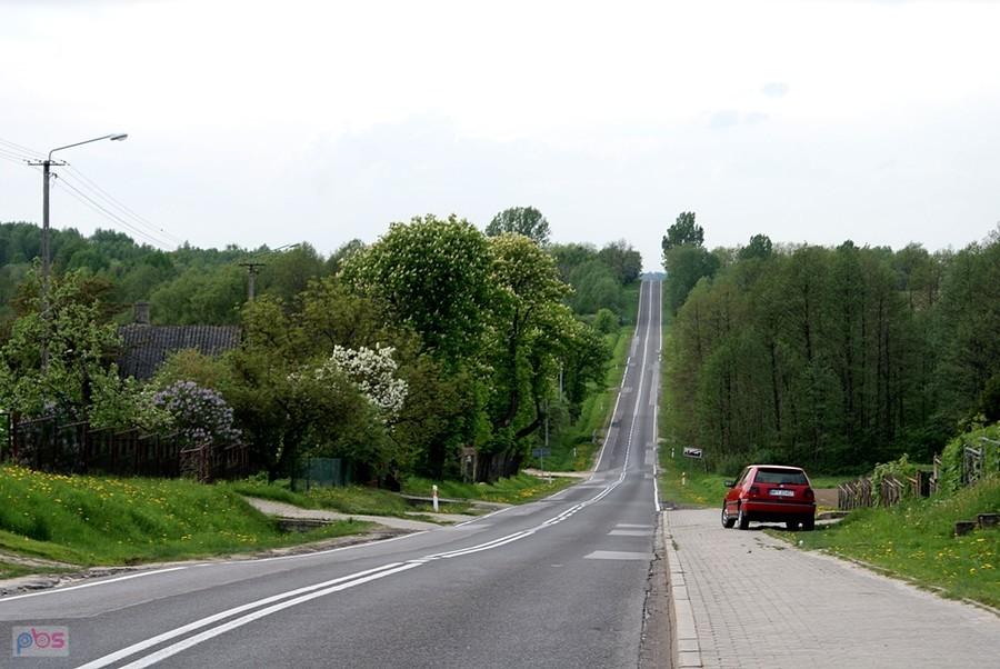 Dół - góra.
