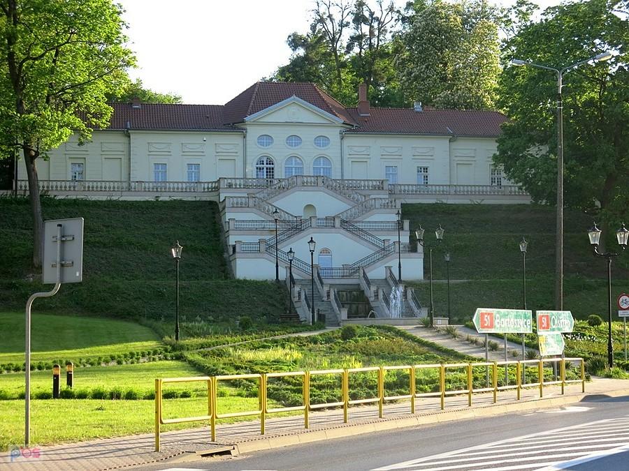 Lidzbark Warmiński - zaskoczył nas ten budynek. Piękny, taki niespotykany