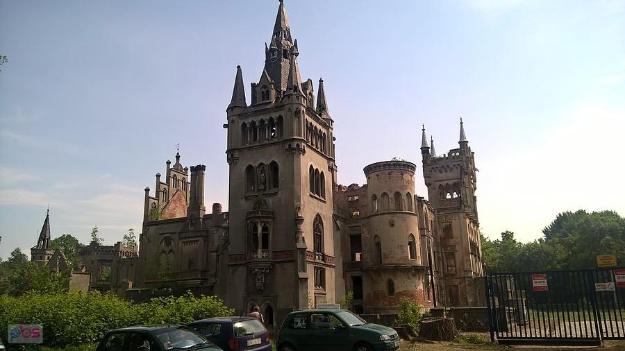 pałac w Kopicach