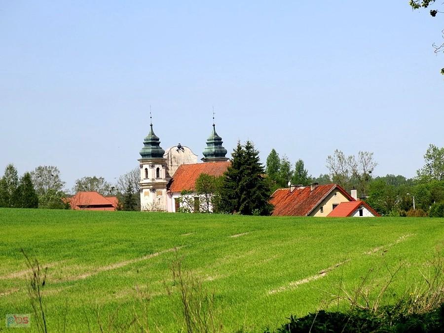 Sanktuarium w Krośnie k. Ornety