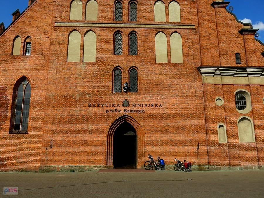 Pod Bazyliką Mniejszą w Braniewie