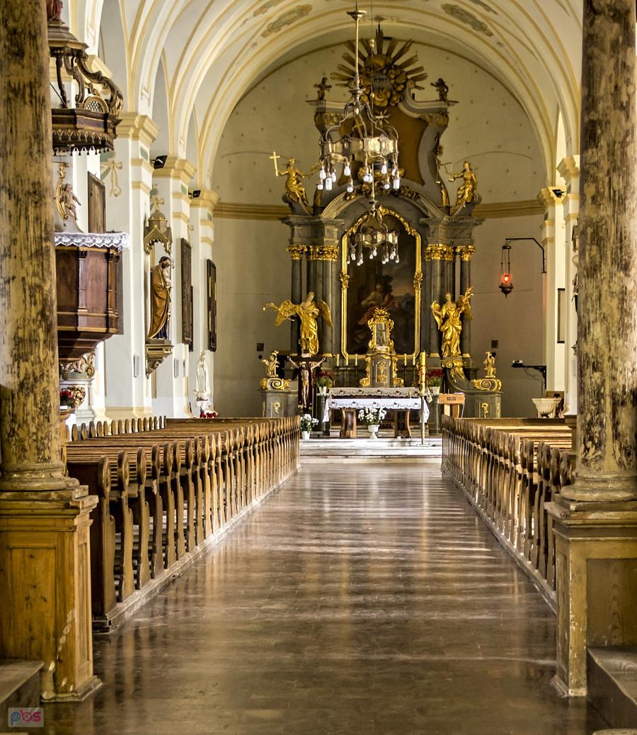 Wnętrze kościoła w Bisztynku