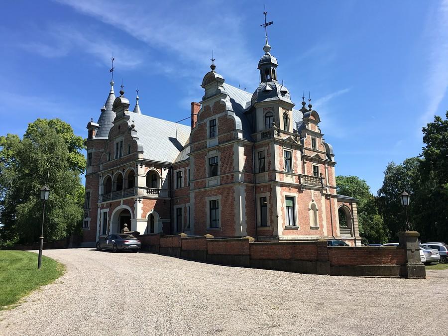 Pałac Kobylniki