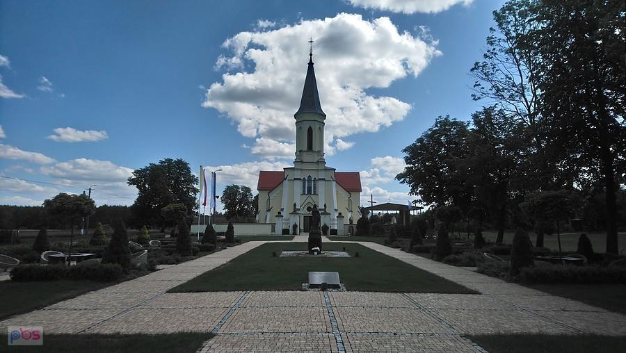 Sanktuarium Matki Boskiej Pieczyskiej w Pieczyskach