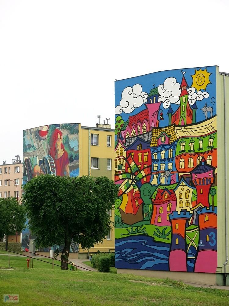 Kolorowe murale na kilku blokach w Tczewie