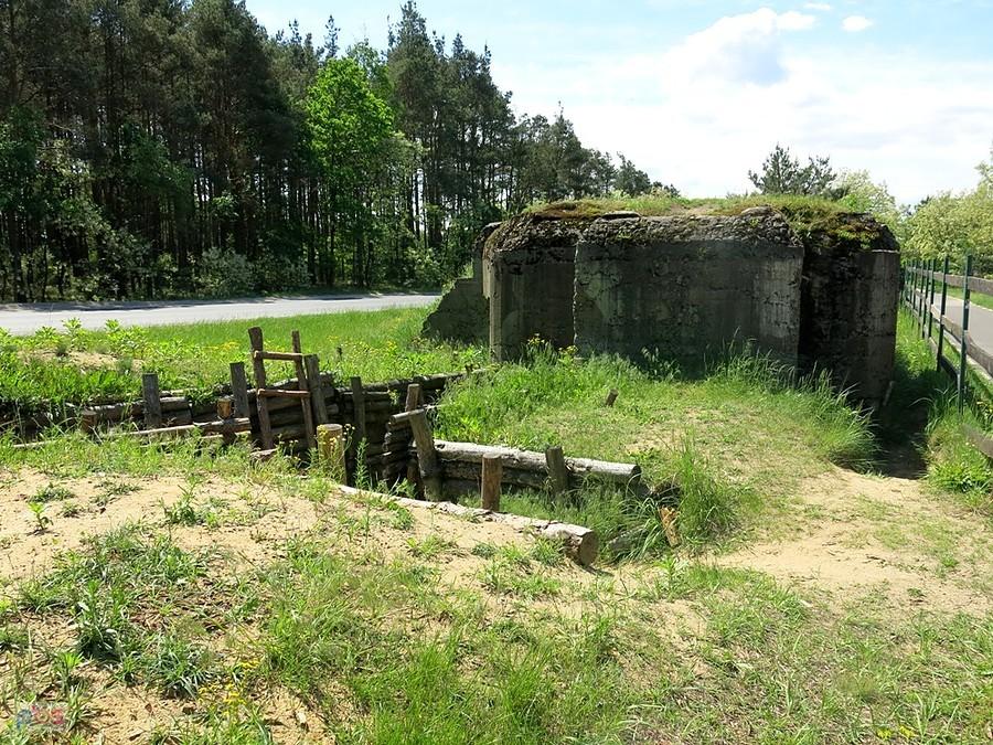 Bunkier koło Oleśnika w okolicach Bełchatowa