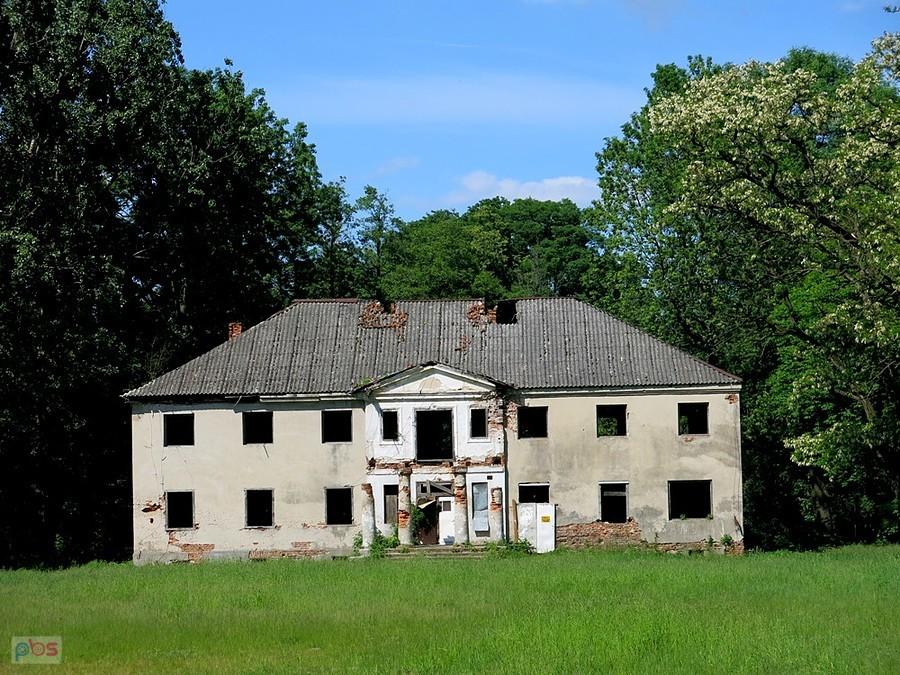 Chorzenice - dworek z XIX w.