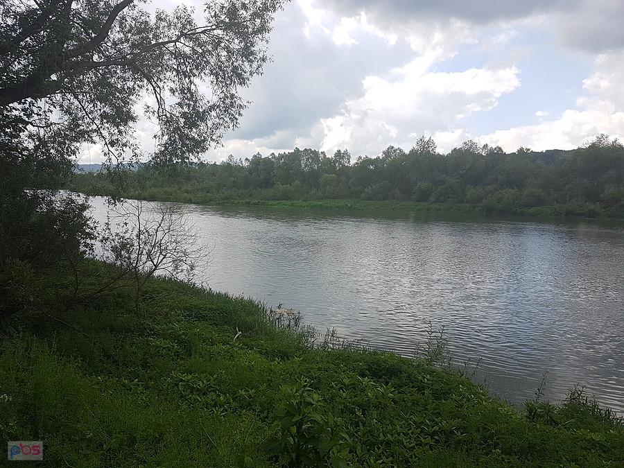 Sesja zdjęciowa nad Sanem