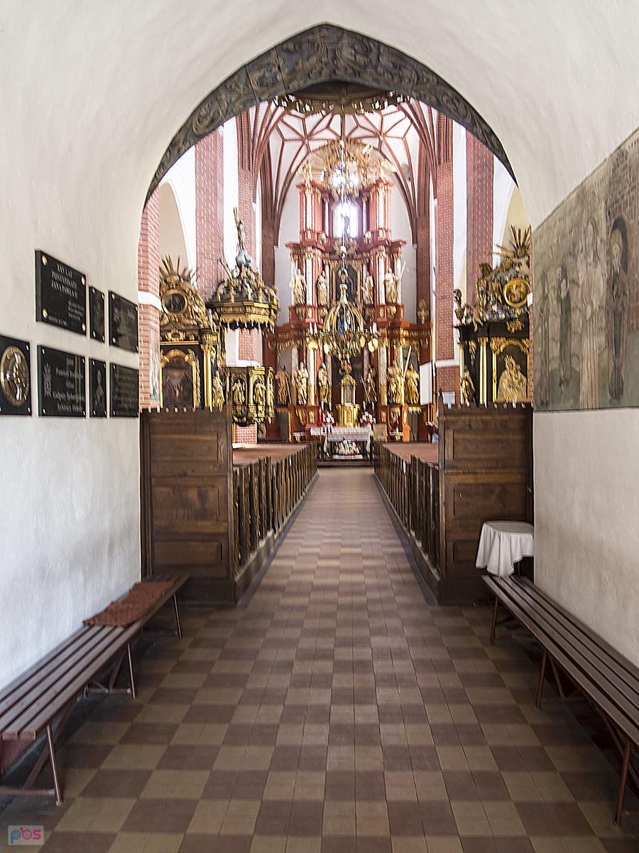 wnętrze kościoła św. Jana Chrzciciela w Ornecie