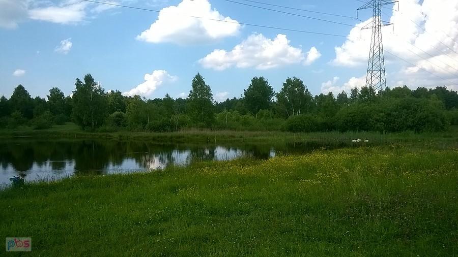 Przy jeziorku kresowym w Kusiętach