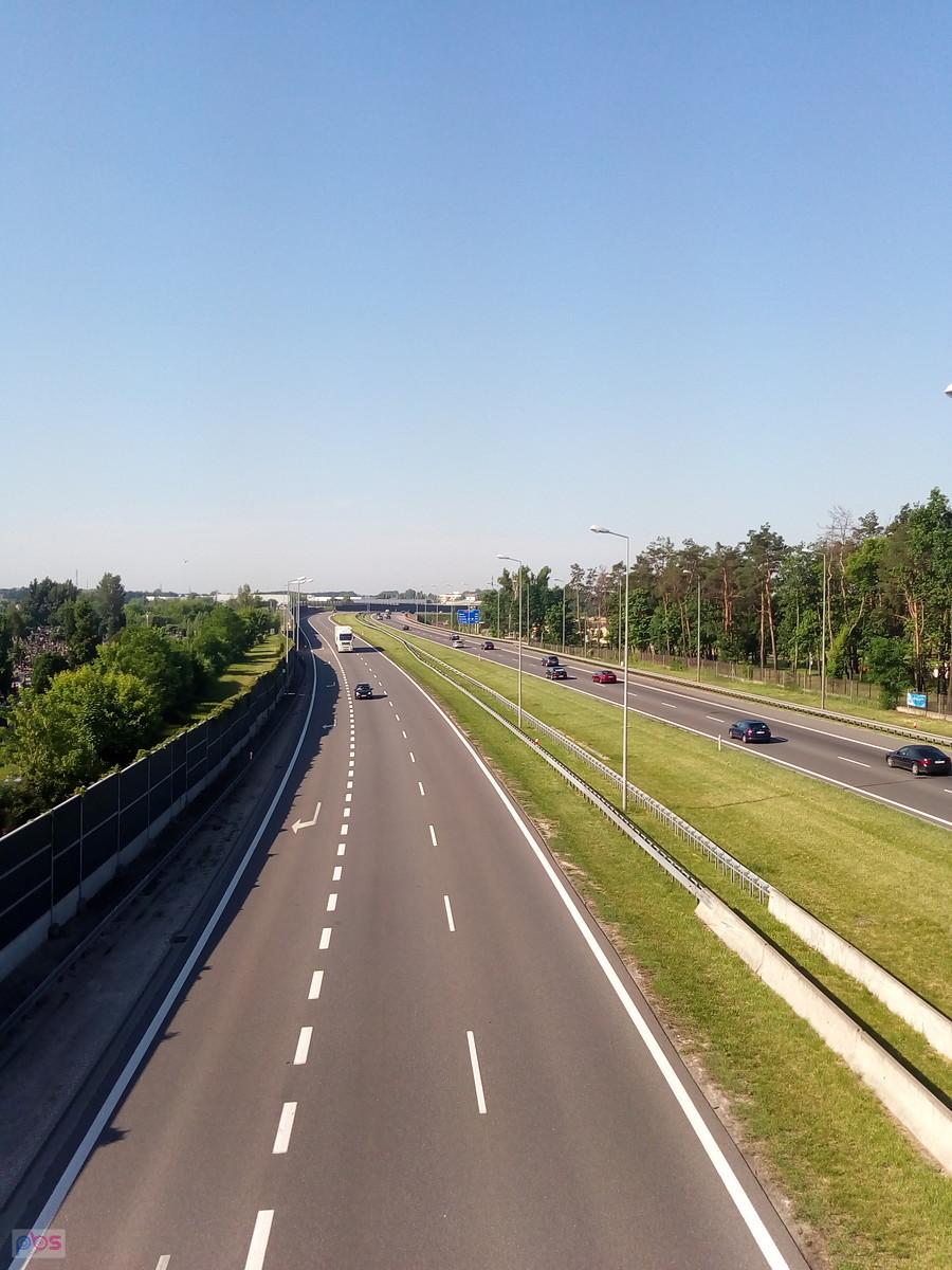 Widok z wiaduktu na autoastradę A2