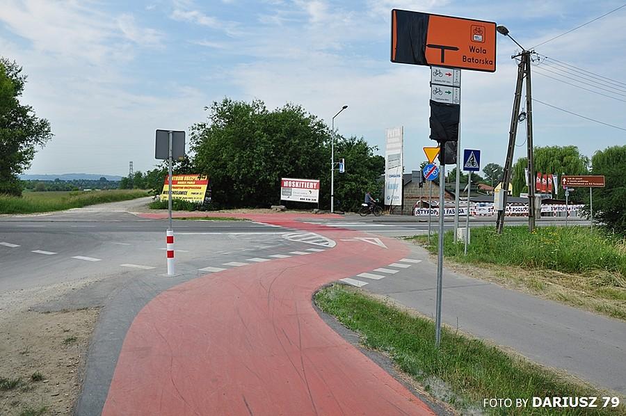 Ostrów - Velo Dunajec (Poprawiła się sytuacja jazdy na drugą stronę jezdni :):) )