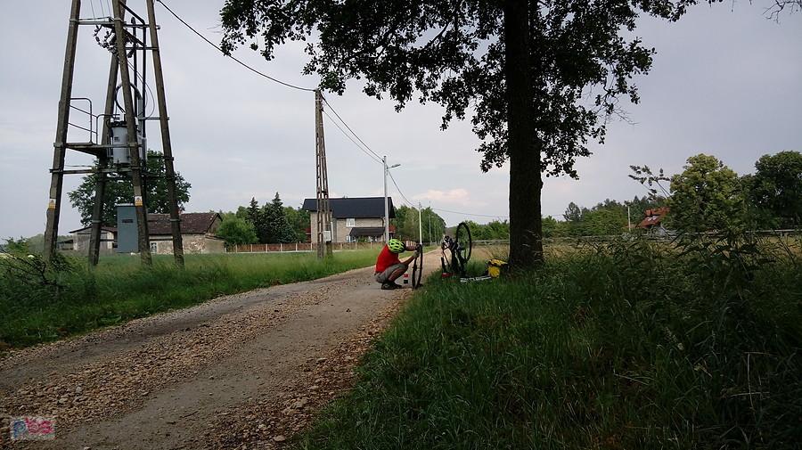 Kapeć w deszczu :(