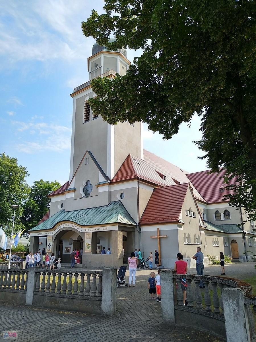 Kościół w Czarnowąsach